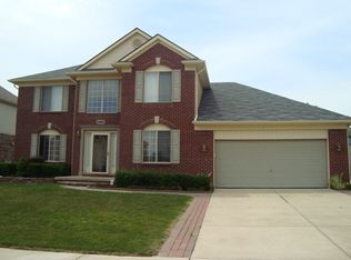 5861 Colleen Ave, Troy, MI