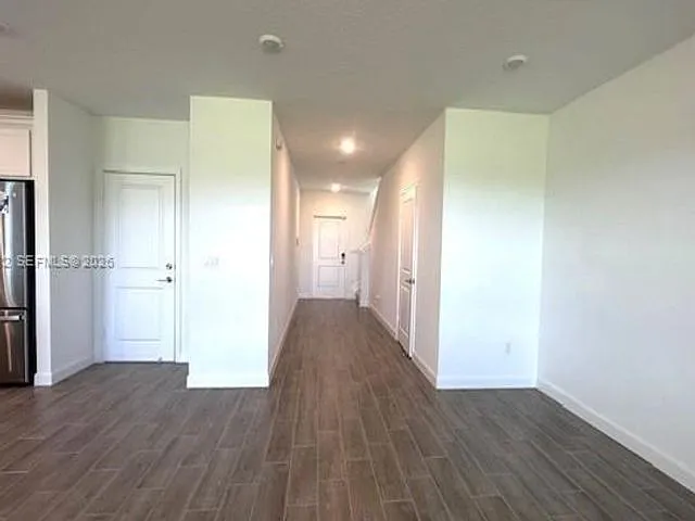 19472 Whispering Creek Rd — Photo 5