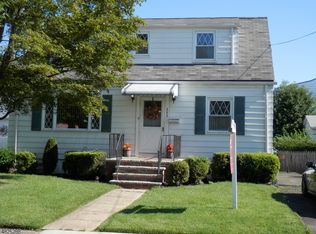 406 Garfield St, Linden, NJ 07036