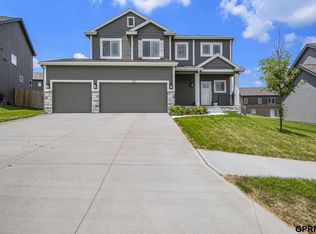 6220 S 210th Ter, Elkhorn, NE 68022