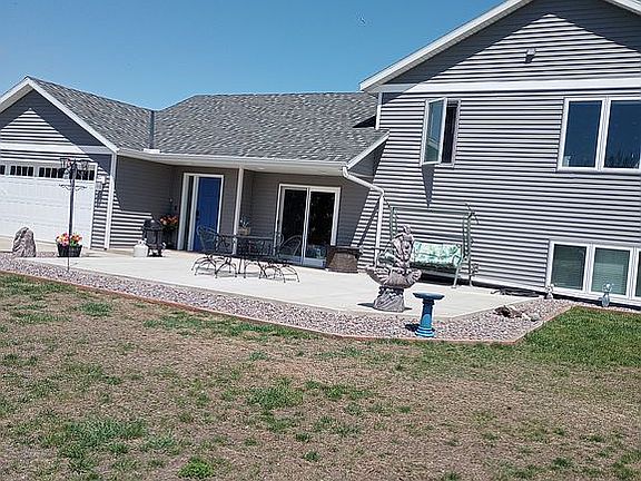 3rd image of 27441 160th St