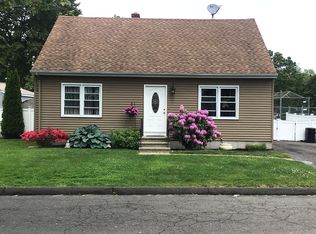 43 Berger St, Branford, CT 06405