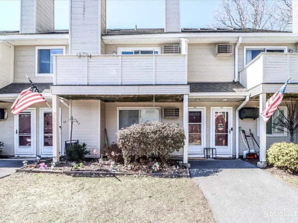 196 Willow Springs #196, New Milford, CT 06776