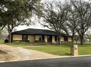 8716 Crosswind Dr, Fort Worth, TX 76179