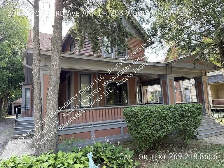 208 Woodward Ave #1 — Photo 25