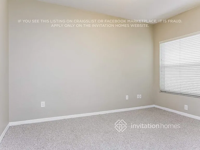 7586 NW 60th Ln — Photo 13