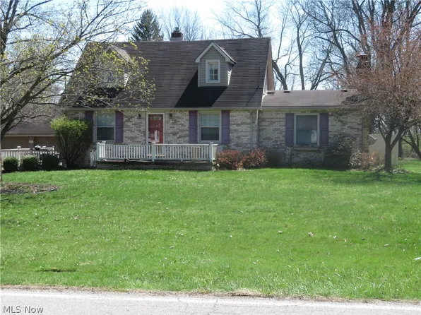 6531 Columbiana New Castle Rd, New Middletown, OH 44442