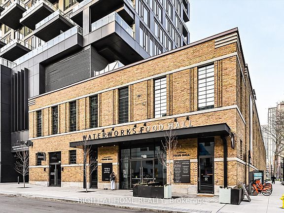4th image of 505 Richmond St W #733