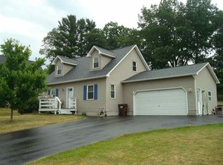 90 Trinity Pl, Selkirk, NY 12158