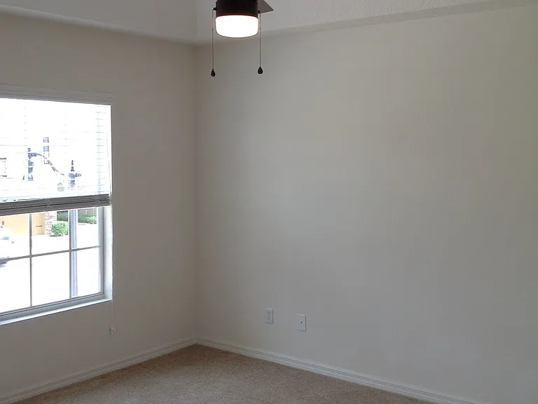 2300 Betsy Ross Ln #21A — Photo 11