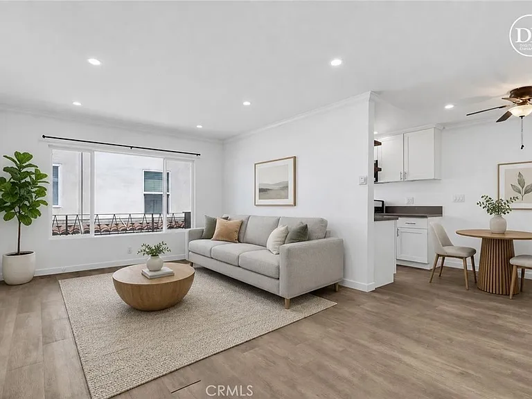 6065 Pickford Pl #5 — Photo 3