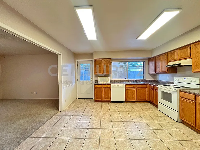 3005 Ravine Trl — Photo 3
