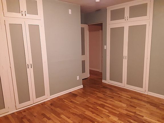 5th image of 1005 NW Charlotte St