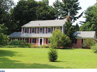 21 Furness Ln, Wallingford, PA 19086