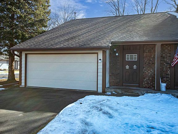 2nd image of 2895 W 4th St #2A