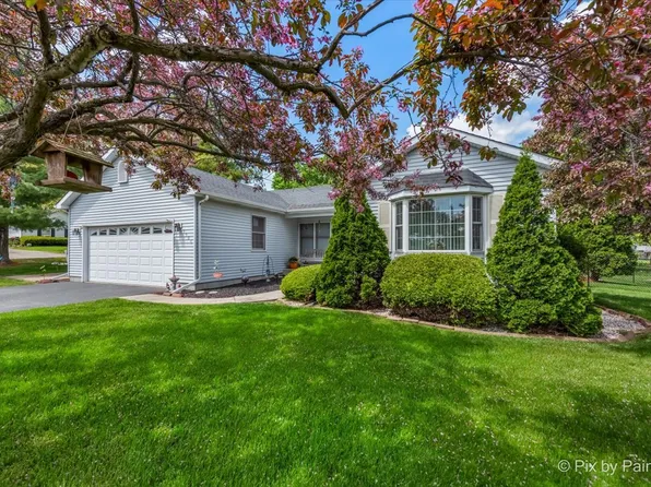 3506 Forest Rd, McHenry, IL 60050