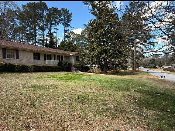 2nd image of 5 Ridge Dr