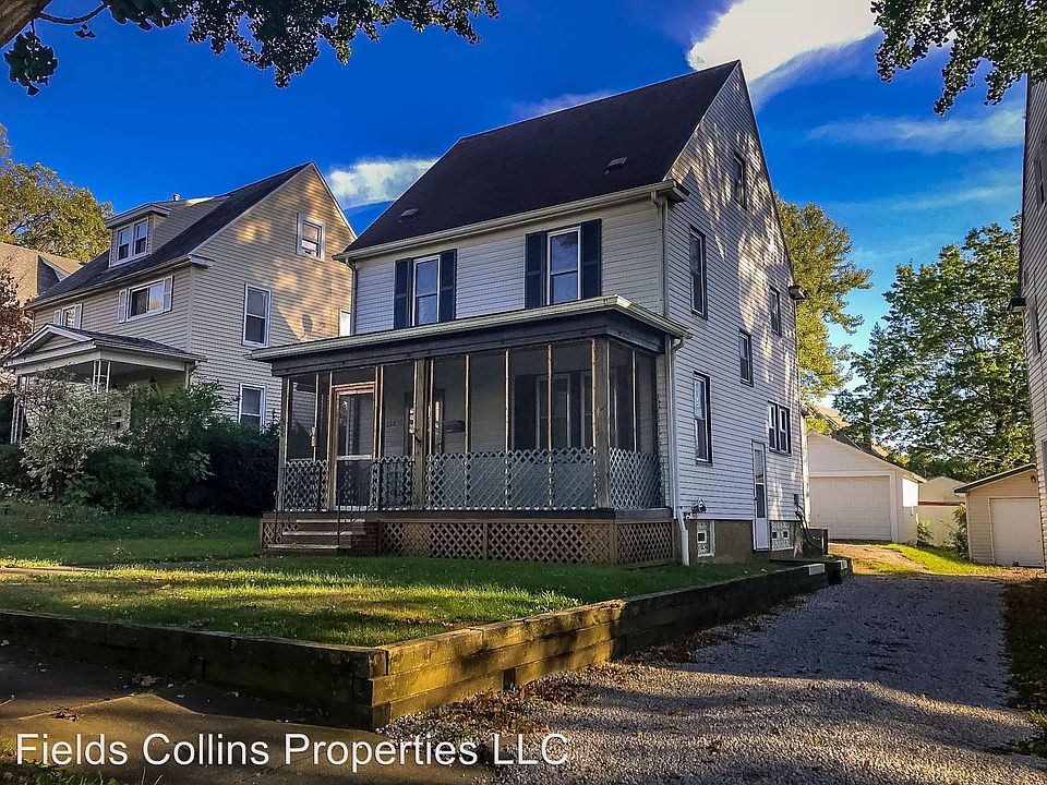 1st image of 366 Cypress Ave