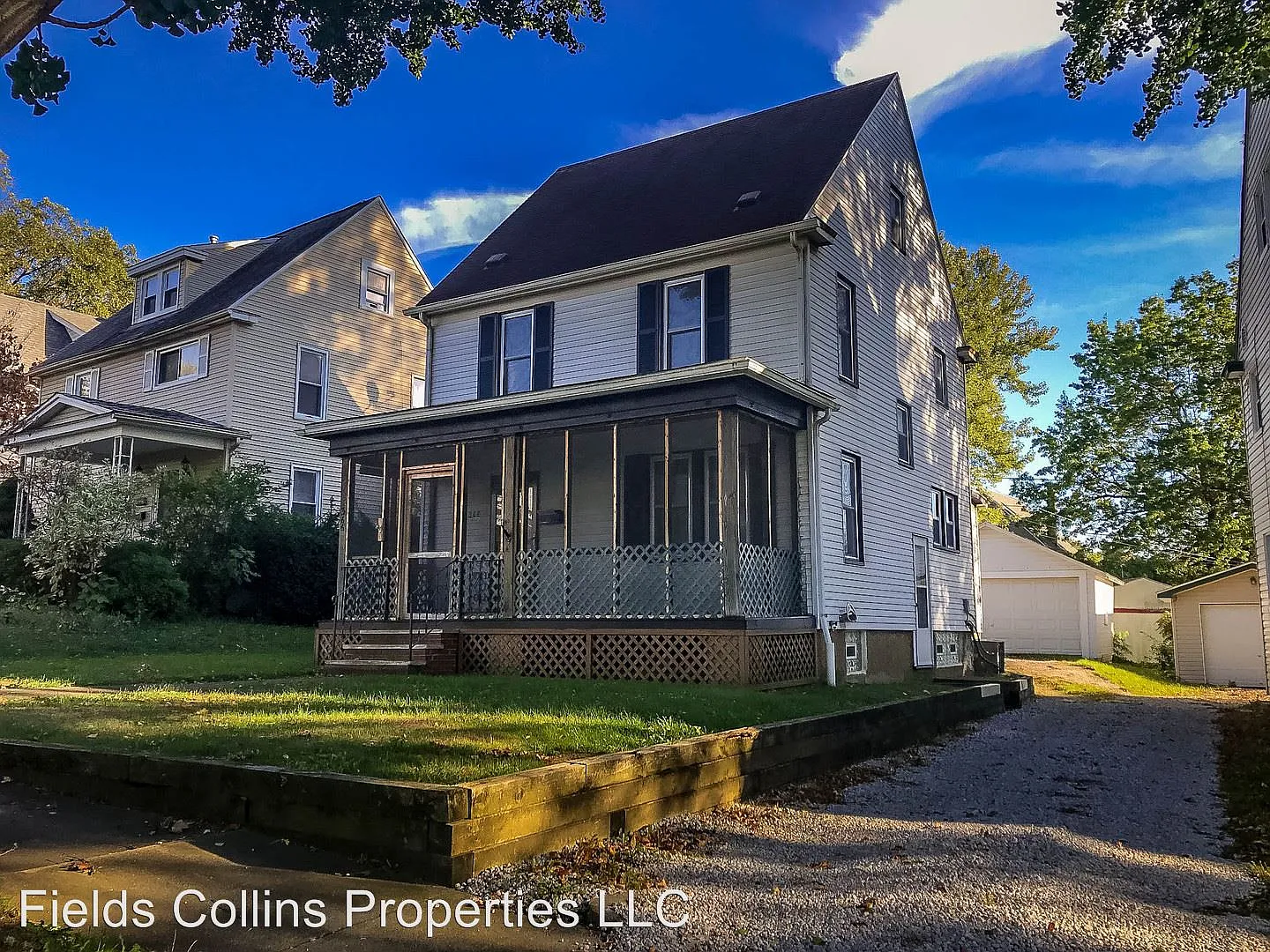 366 Cypress Ave photo 1