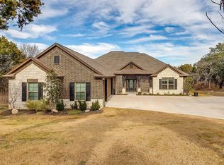 6209 Valderrama Dr, Cleburne, TX 76033