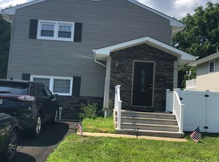 19 Maple Pl, Keyport, NJ 07735