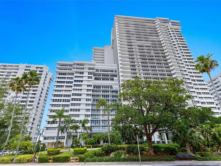 4280 Galt Ocean Dr #3G — Photo 45