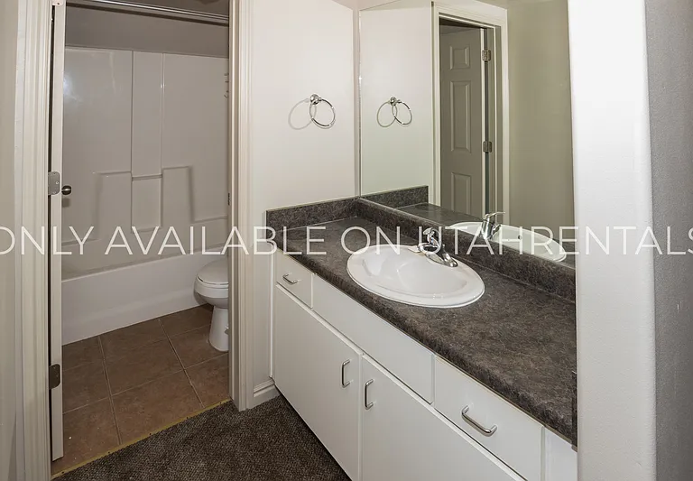837 E 620 N #K3-4 — Photo 3
