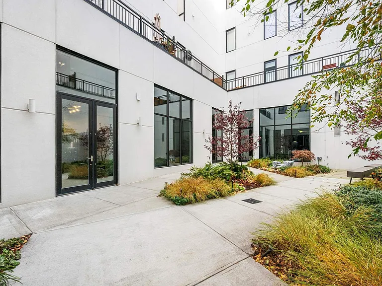10 Quincy St #1F — Photo 13
