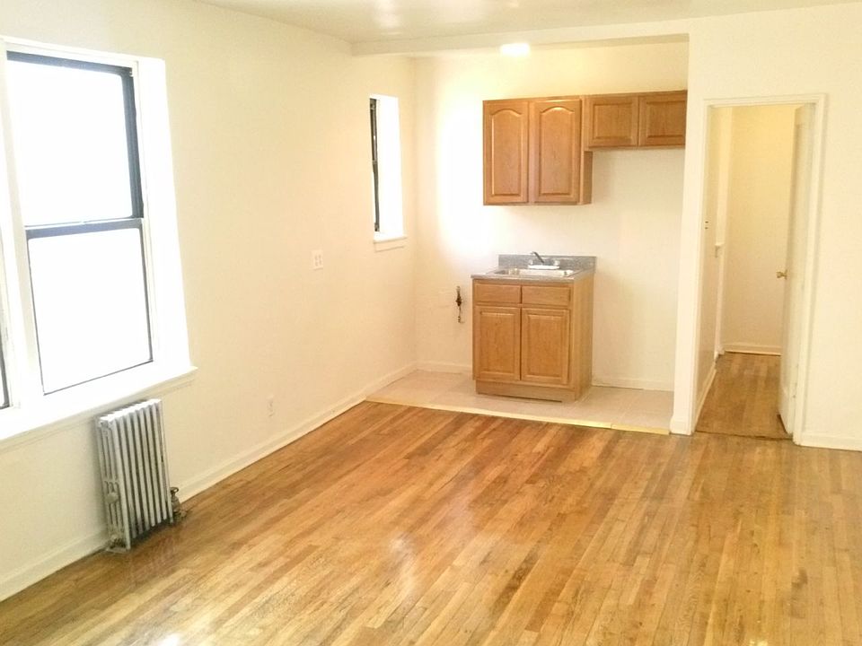 2nd image of 3501 Foster Ave APT 3C