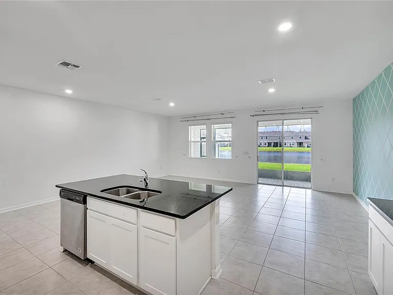 11532 Woodleaf Dr — Photo 9