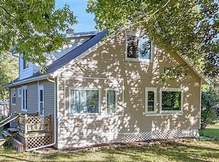 990 Bayview Rd, Neenah, WI 54956