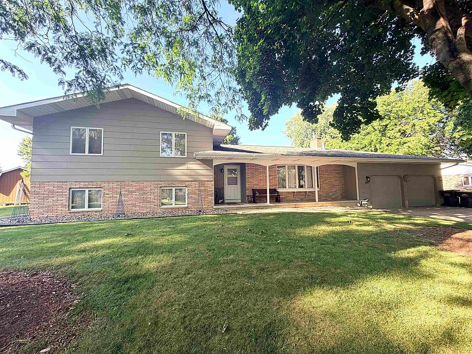 1st image of 115 View St