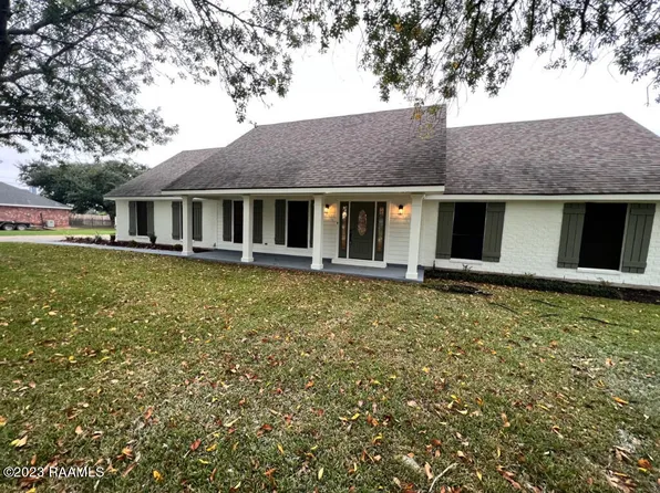 103 Briarfield Dr, Carencro, LA 70520