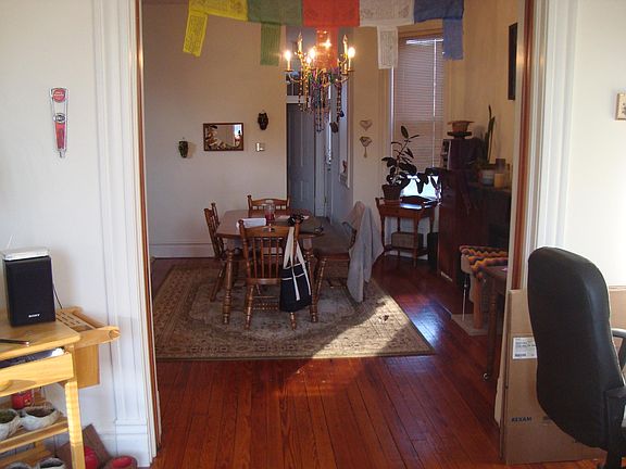2nd image of 1113 Sidney St
