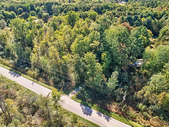 3rd image of 4910 Caine Rd