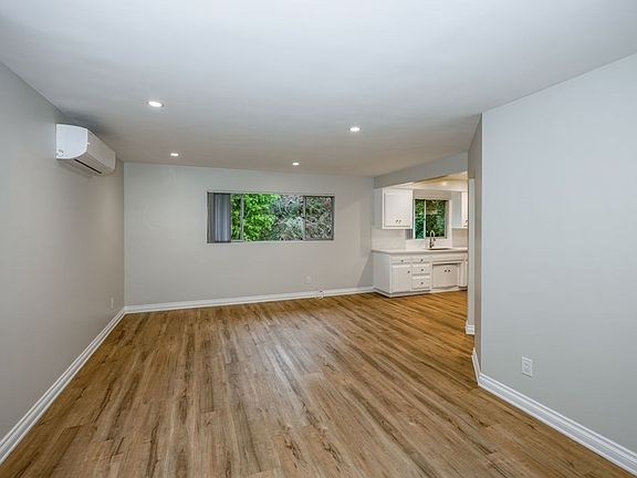 3rd image of 469-491 W Sierra Madre Blvd #469E