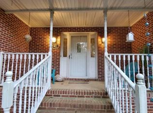 291 Saxon Woods Dr, Athens, GA 30607