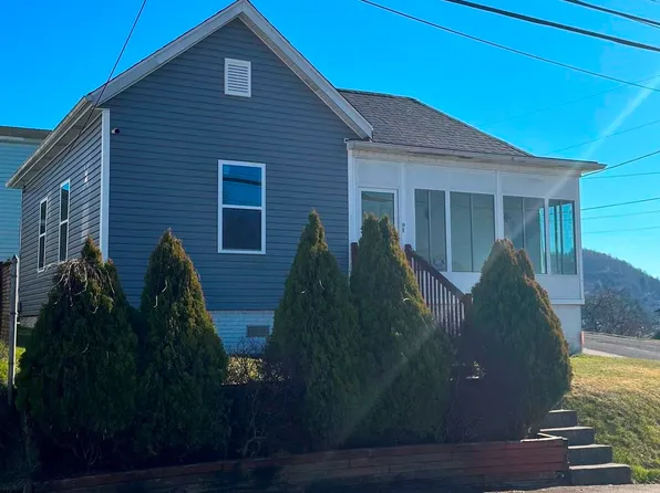 1103 N 14th St, Clarksburg, WV 26301