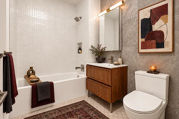 Bathroom, photo 1