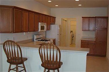 5th image of 5290 Redford Dr
