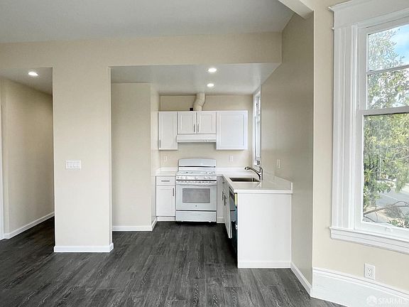 3rd image of 3410 22nd St APT 1