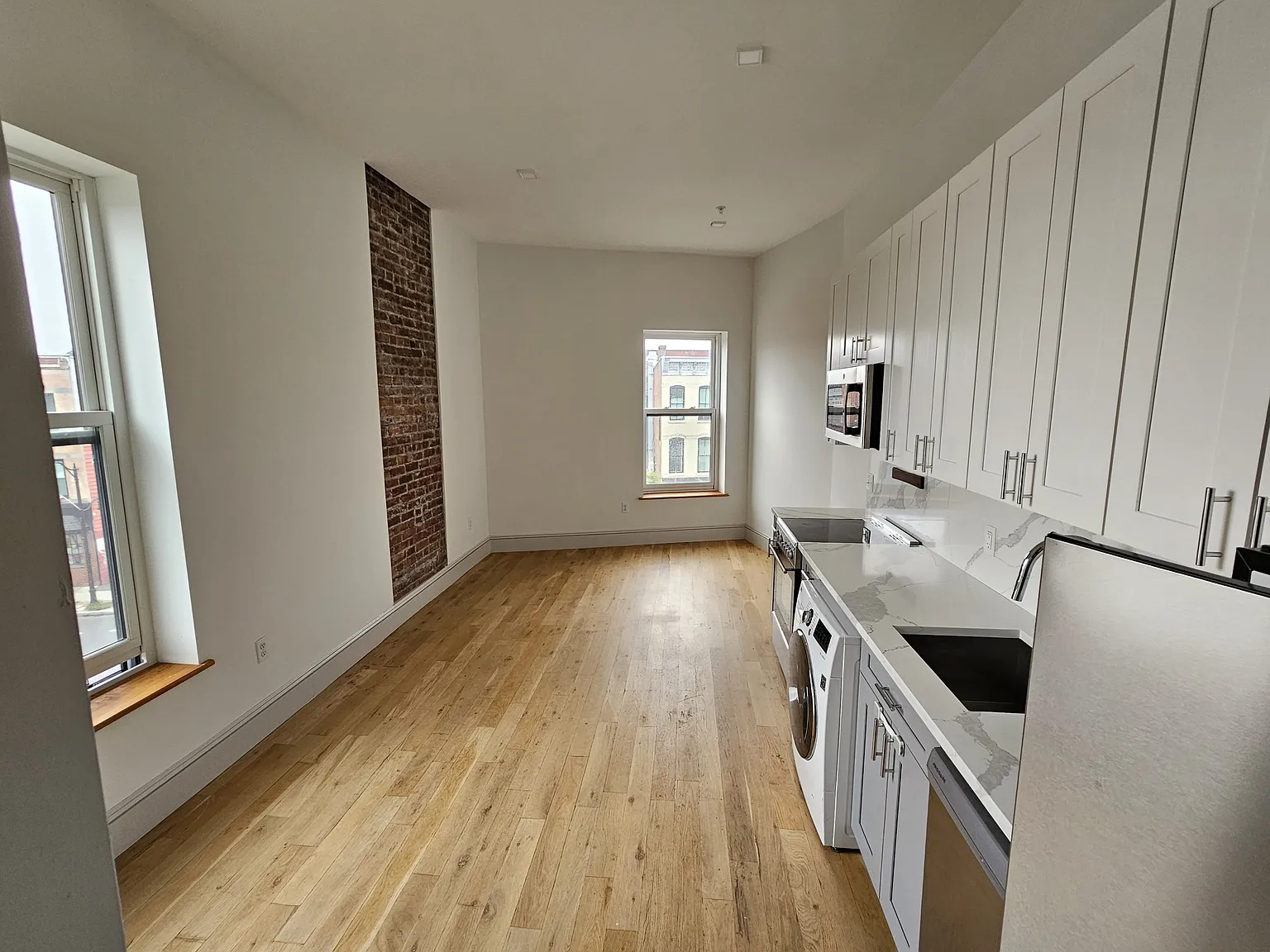 609 Broadway - 6 — Photo 1