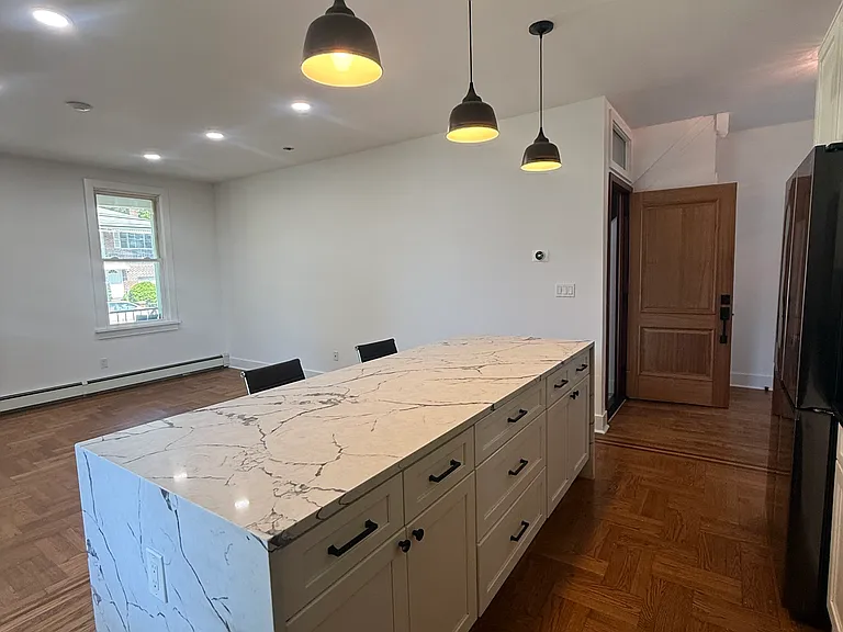 40 Sterling Ave #1 — Photo 6