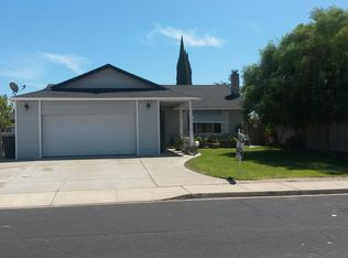 731 Almond Dr, Oakley, CA 94561