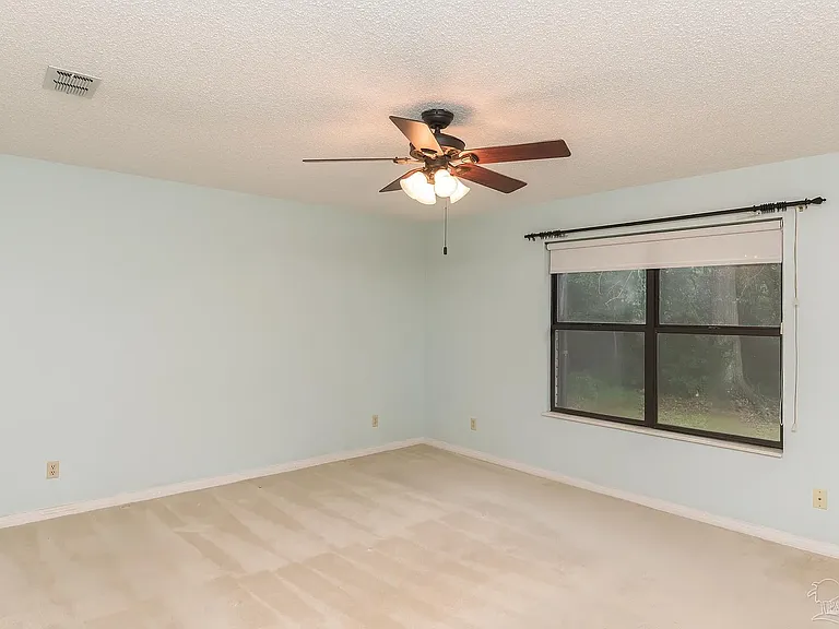 2840 Creekwood Dr — Photo 14