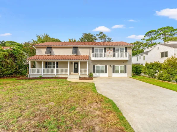 410 31st Ave. N, Myrtle Beach, SC 29577