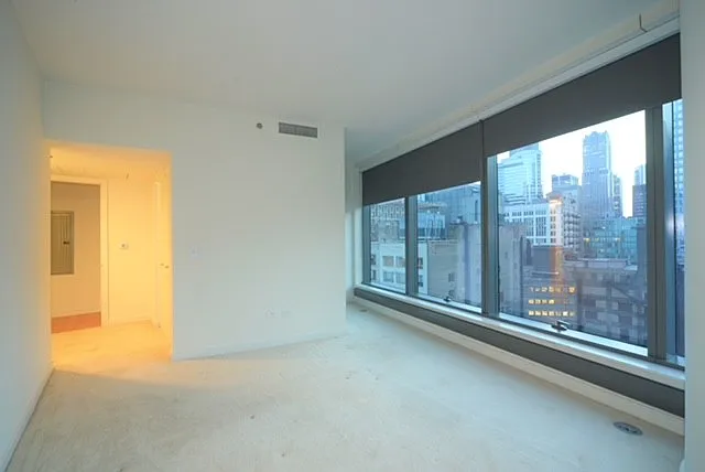 60 E Monroe St #1807 — Photo 9