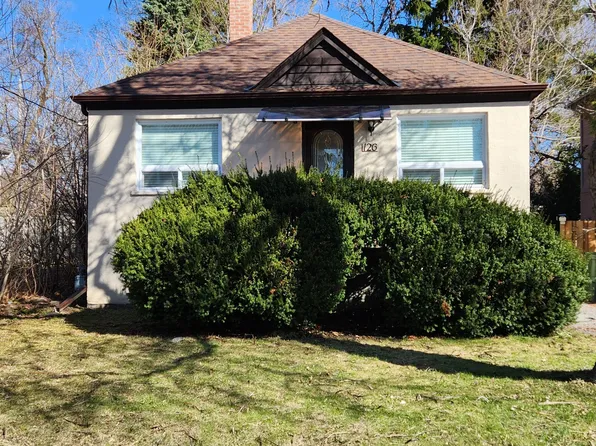 126 Olive Ave, Toronto, ON M2N 4P1