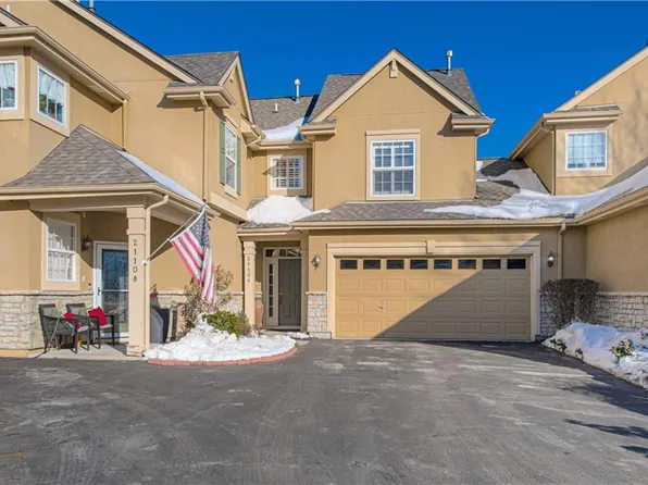 21104 W 118th Ter, Olathe, KS 66061