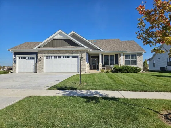 10509 Black Opal Ln, Dyer, IN 46311